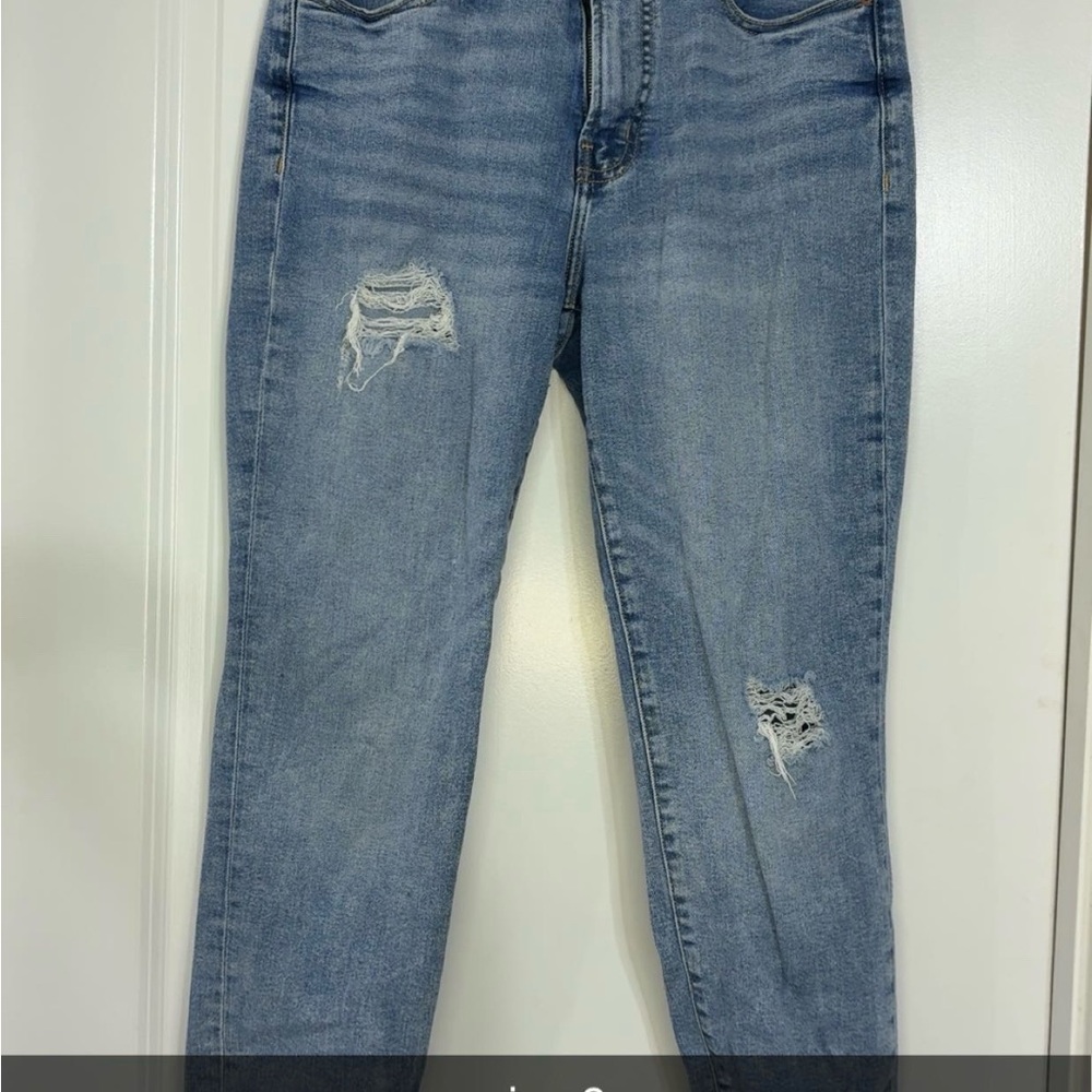 Old Navy Light Blue Distressed Skinny Jeans